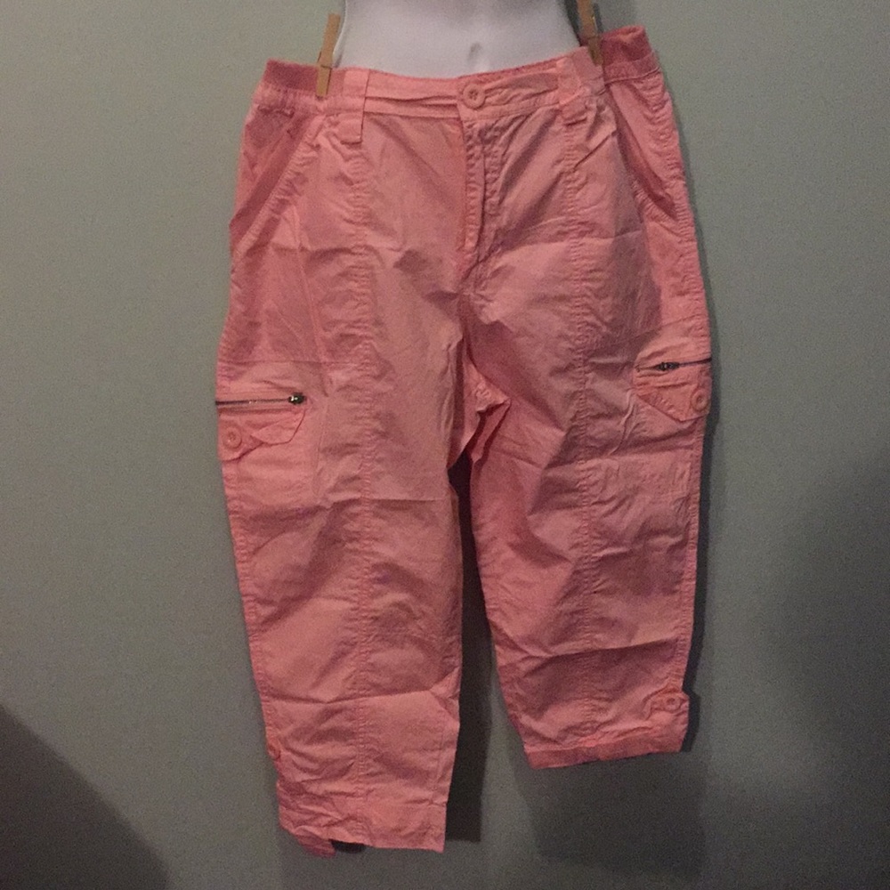 Pink Capri button up at bottom size 36 waist